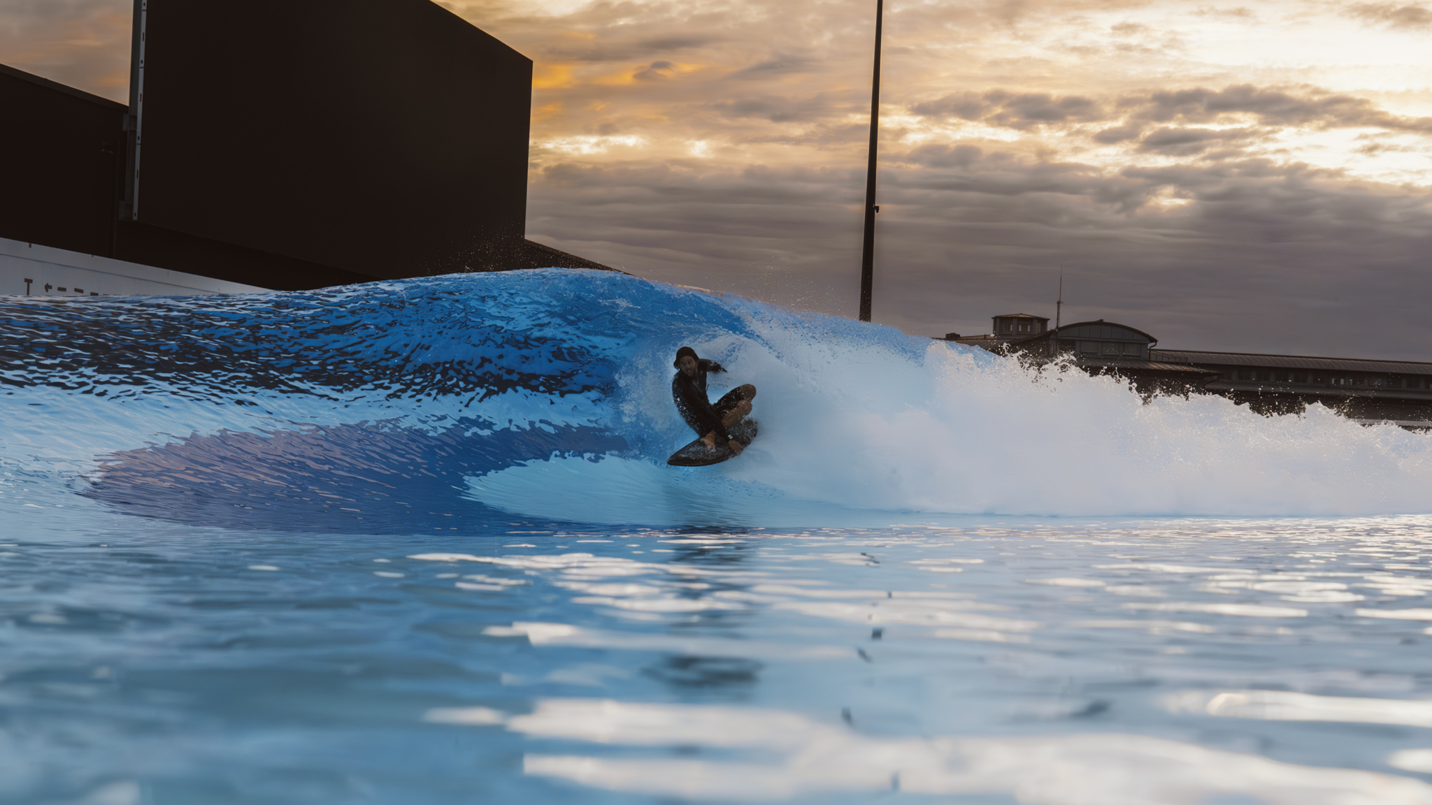 WATCH What the Pros Are Saying about Endless Surf's New Wave Pool